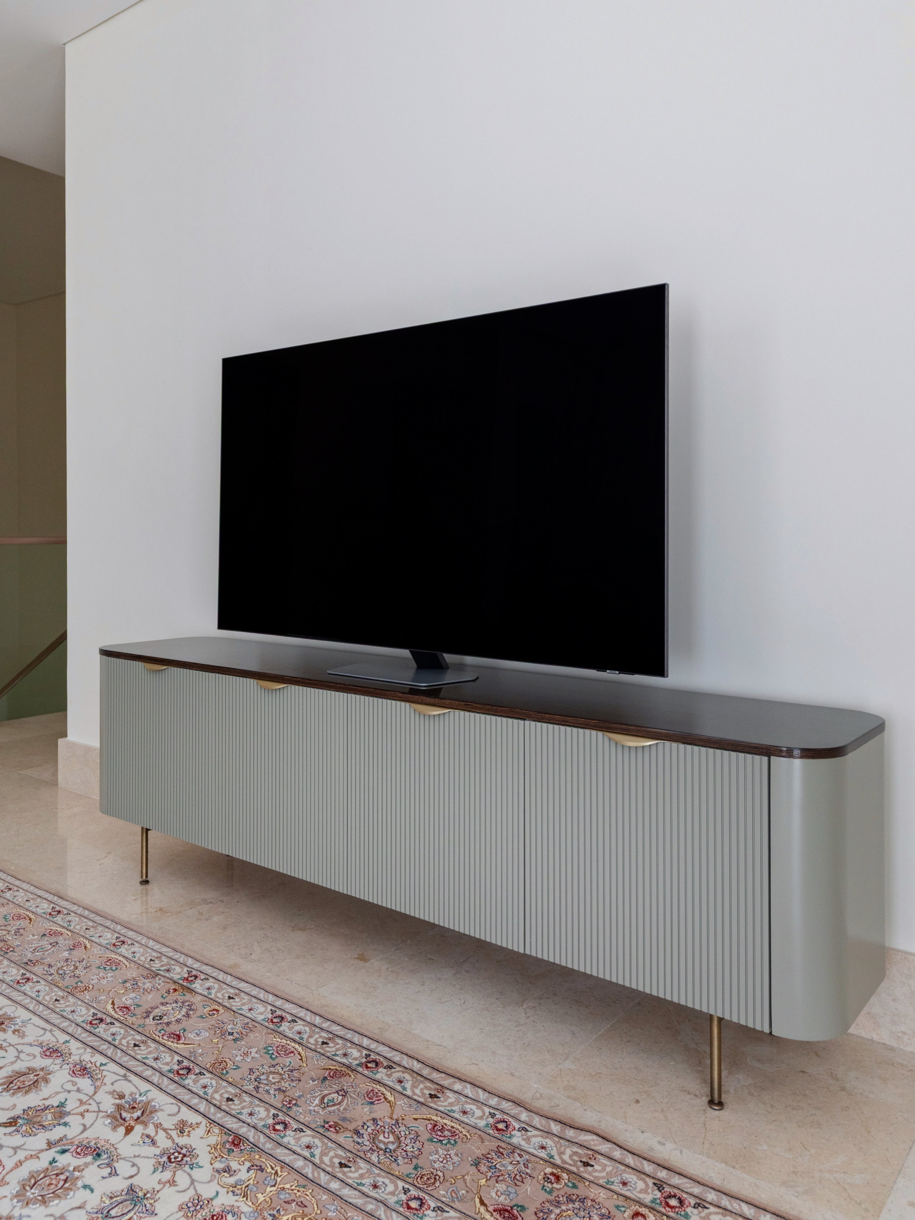 Trevi tv stand